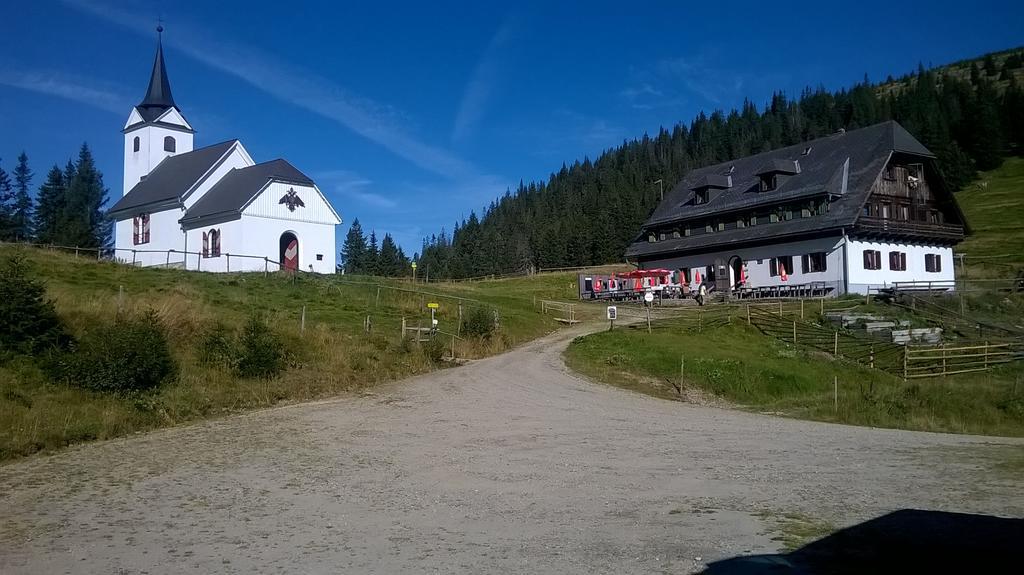Gaestehaus Landgraf Übelbach Eksteriør billede